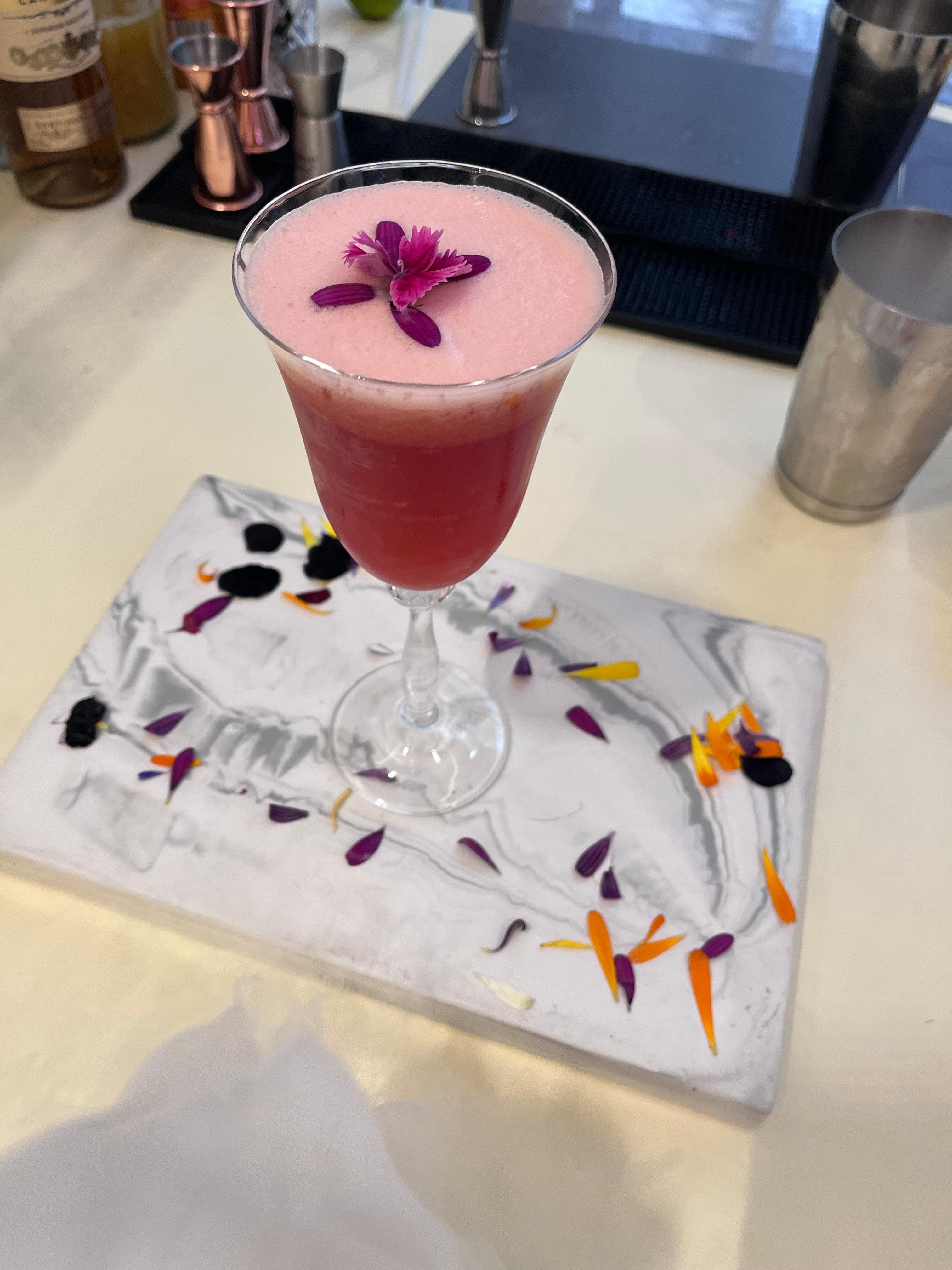 Cocktail préparé avec des produits frais